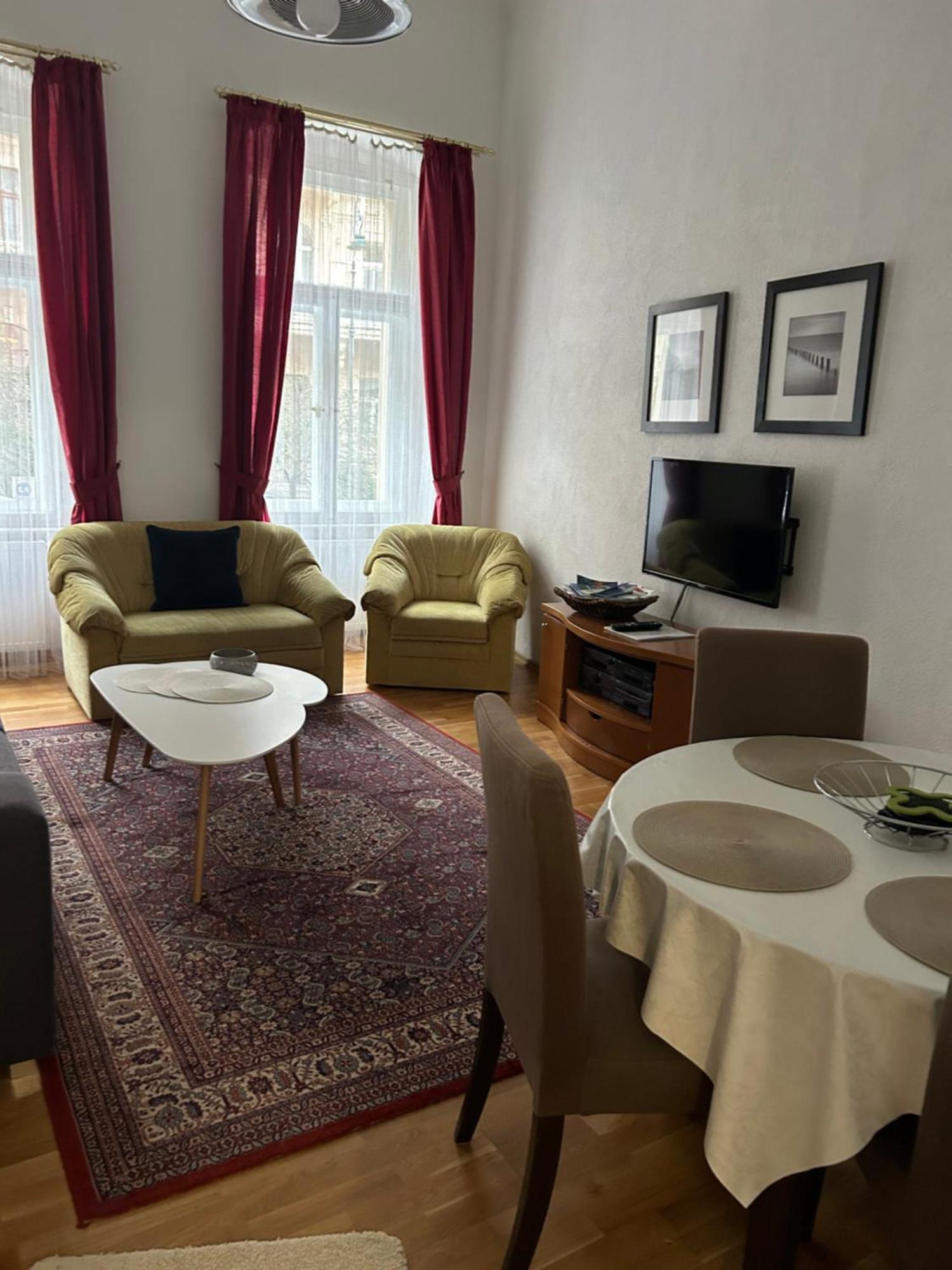 Apartment Sadova Karlovy Vary Exterior foto