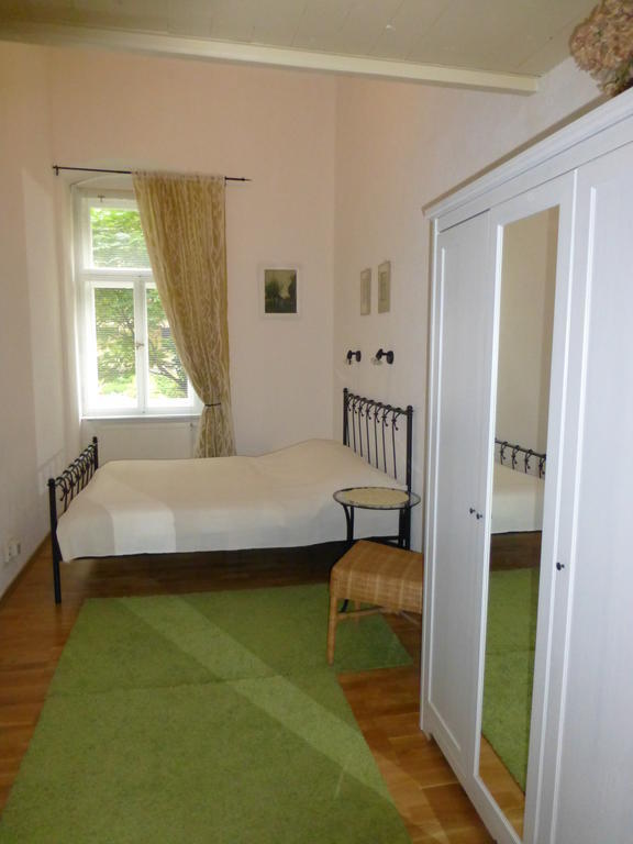 Apartment Sadova Karlovy Vary Habitación foto
